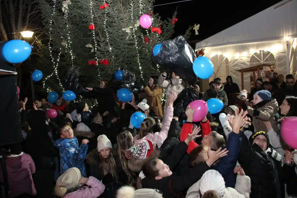 Foto&Video: Održan drugi dan manifestacije “Božić u Posušju”