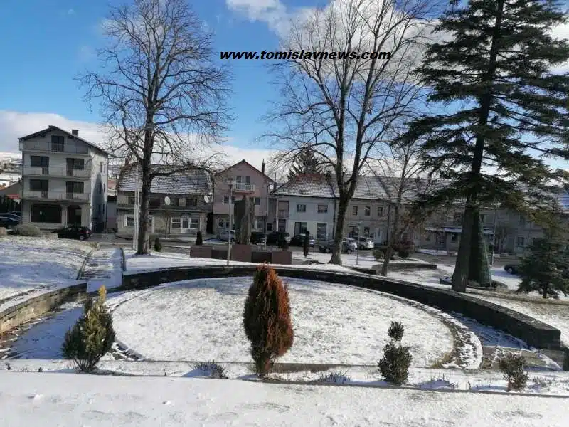 DOBRO vam vedro i hladno nedjeljno jutro iz Tomislavgrada!