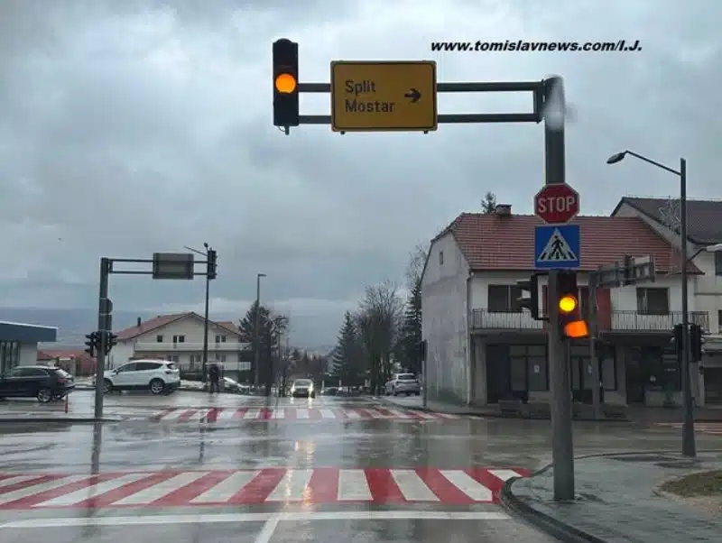 DOBRO vam oblačno i kišno blagdansko jutro iz Tomislavgrada!