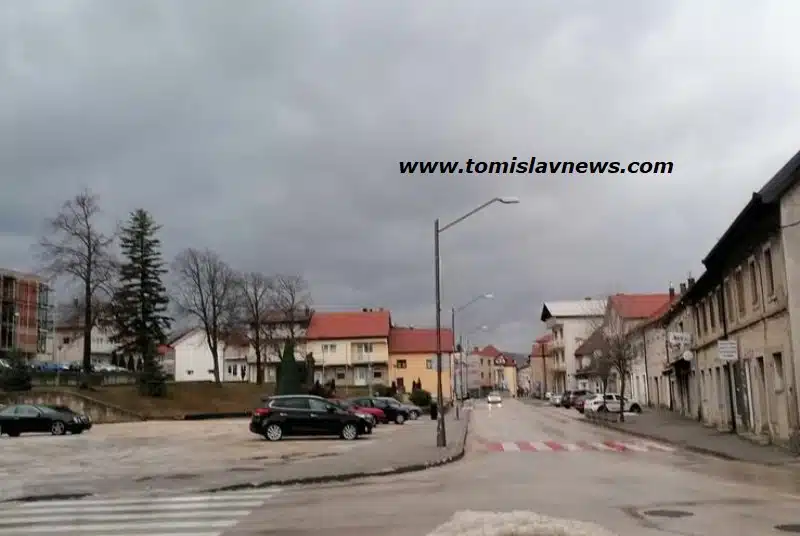 DOBRO vam oblačno i tiho jutro iz Tomislavgrada!