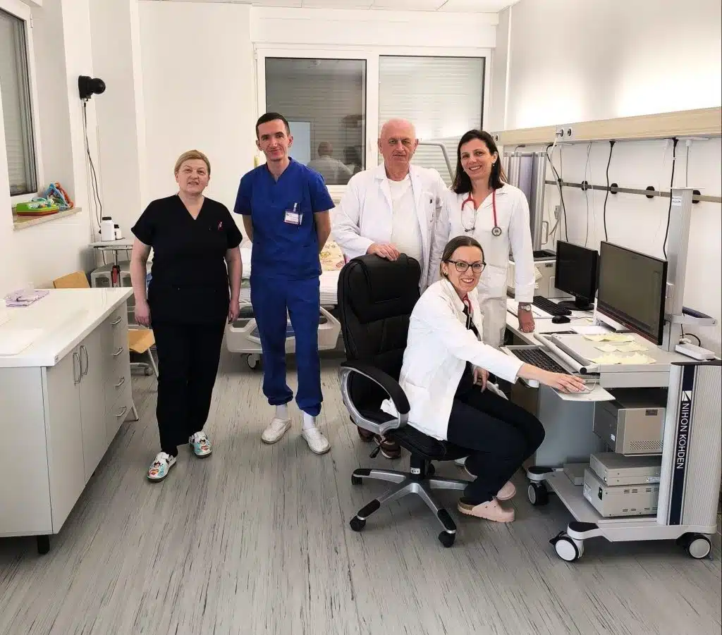 Povijesni uspjeh na Pedijatriji SKB-a Mostar: Prvi put ugrađen “pacemaker za epilepsije”
