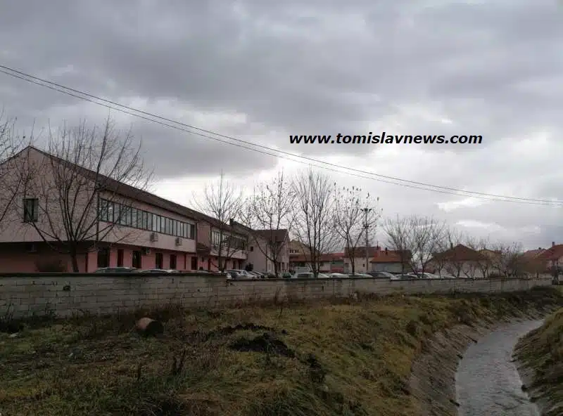 DOBRO vam oblačno nedjeljno jutro iz Tomislavgrada!