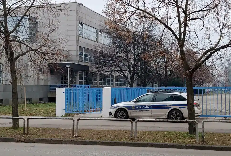 Evakuirani deseci škola diljem Hrvatske. Sve su dobile islamističke prijetnje bombama