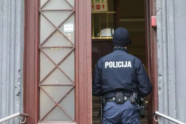 Policija uhitila prevaranta koji je Zagrepčanki naplatio 8600 eura za ‘skidanje uroka’ |