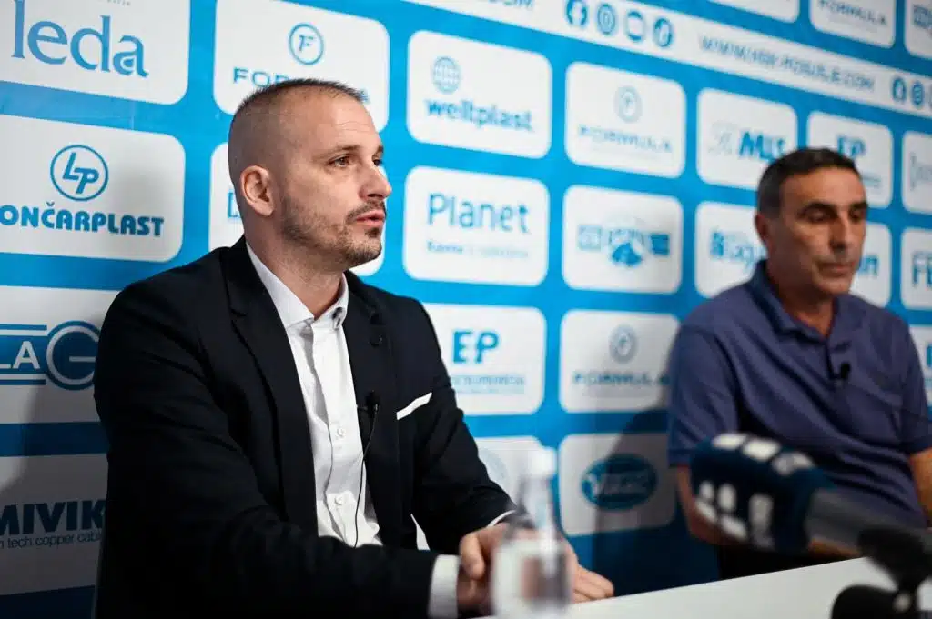 Maksimović predstavljen u Posušju: “Moj osnovni cilj je vratiti samopouzdanje ekipi i ponovo dovesti navijače na stadion!”