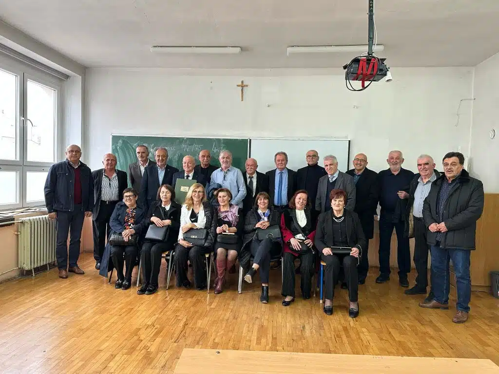 Pedeset godina mature: Posuški gimnazijalci generacije 1974./75. proslavili obljetnicu