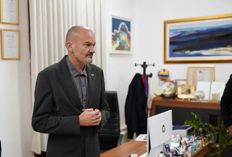 FOTO ČESTITKA: Prof. dr. sc. Ivo Čolak novi rektor Sveučilišta u Mostaru