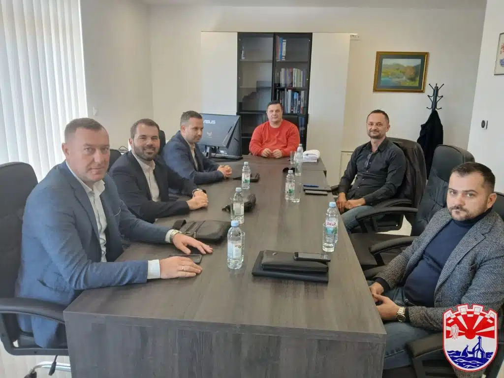 Načelnik Jurković održao sastanak s direktorom zračne luke Mostar i predstavnicima TZ HNŽ