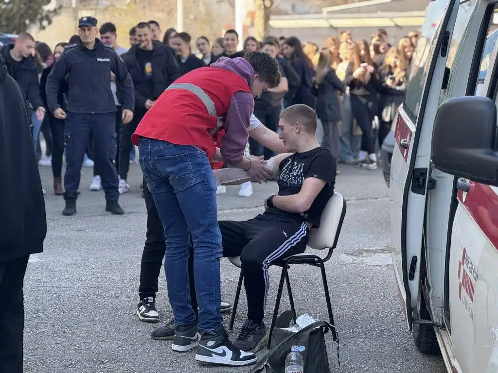 U Ljubuškom održana edukacija zaposlenika i učenika srednjih škola iz područja zaštite i spašavanja