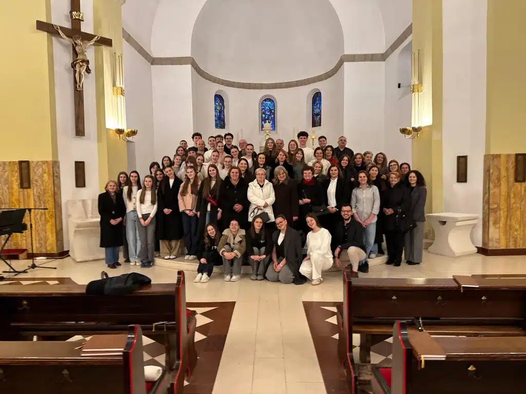 Korizmena meditativno-glazbena večer u Tomislavgradu: Put prema otajstvu Uskrsa kroz tišinu, molitvu i glazbu