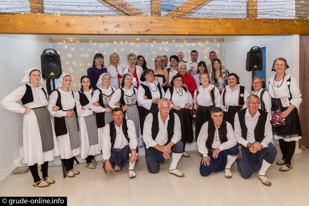 FOTO: U Grudama održana svečana dodjela za “Hercegovku i Hercegovca godine”