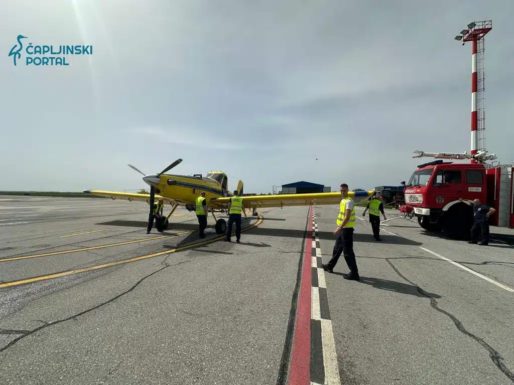 FOTO | Air-traktor predstavljen u Zračnoj luci Mostar: Održana pokazna vježba