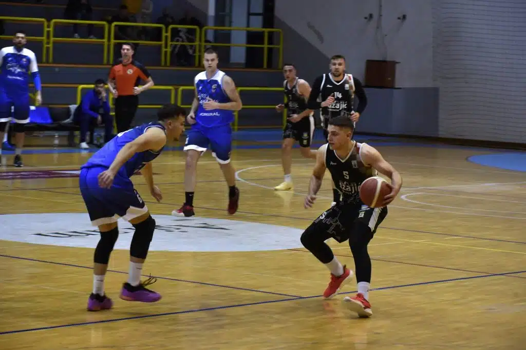 Košarkaši Ljubuškog u petak dočekuju Čapljinu u odlučujućoj utakmici za ulazak u finale prvenstva KS Herceg – Bosne