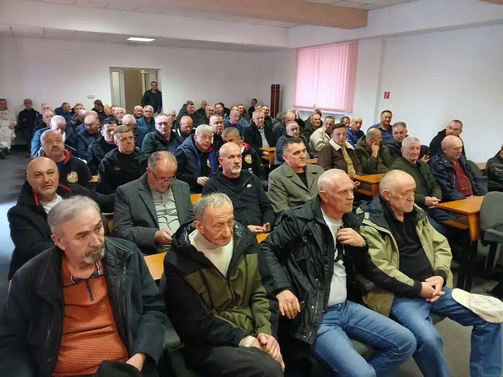 U TOMISLAVGRADU održana tribina o pravima pripadnika HVO-a u Hrvatskoj