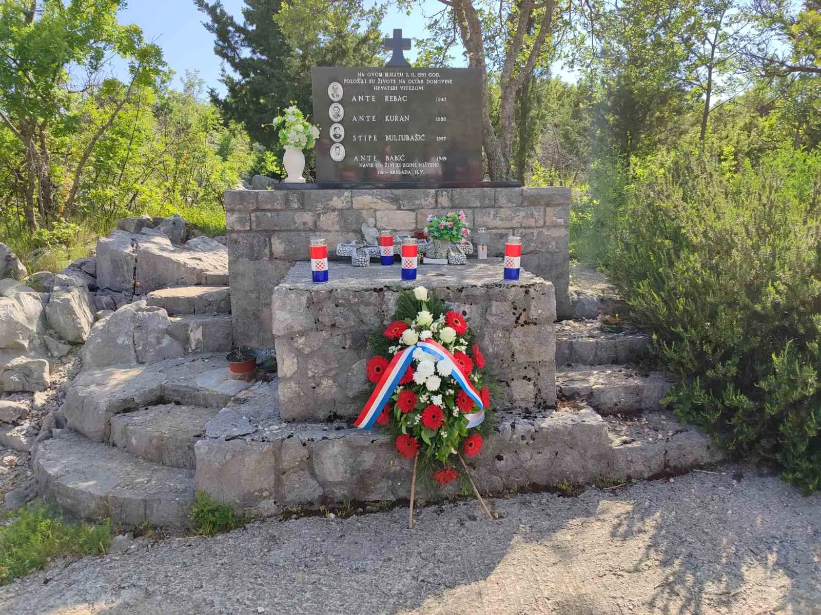 FOTO| Obilježena 33. obljetnica oslobođenja Drijena