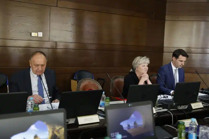DOBRO JE: Za tri klinička centra u Federaciji BiH 45 milijuna KM; Doma zdravlja Livno 200000 KM