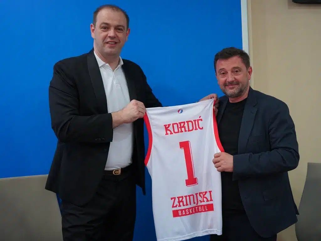Gradonačelnik Kordić upriličio prijem za HKK Zrinjski 1992.