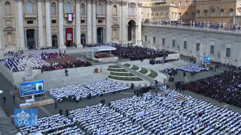Službeno počeo pontifikat pape Lava XIV.