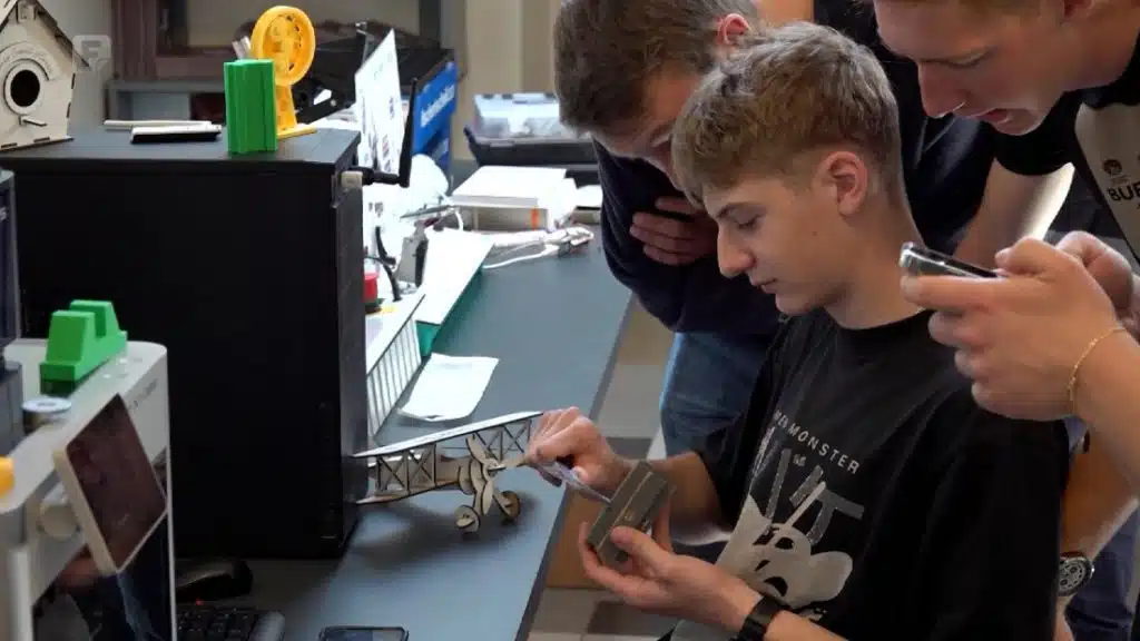 TKO KAŽE DA JE MATEMATIKA DOSADNA? Pogledajte projekte učenika iz Livna i Tomislavgrada