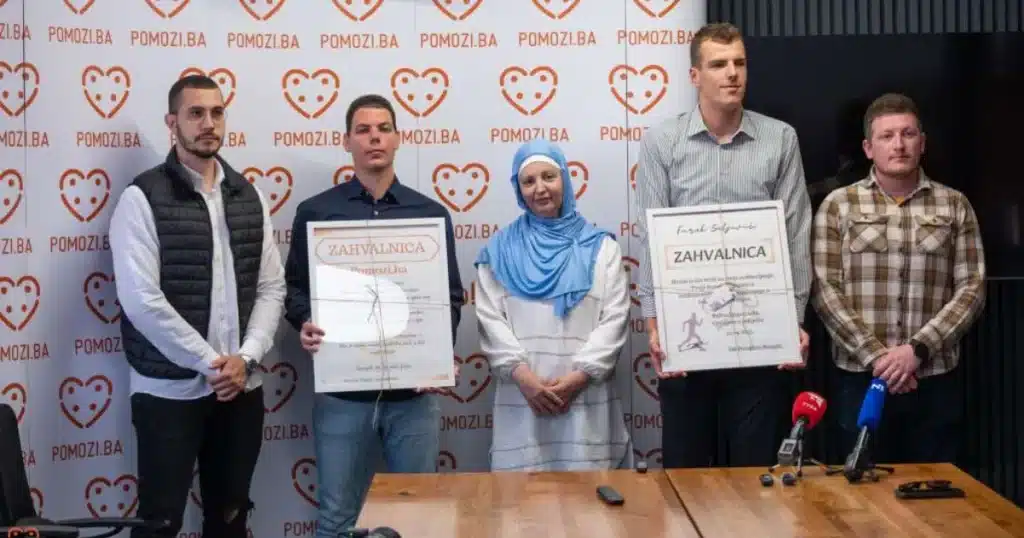 Faruk Suljović prešao 1.200 kilometara i prikupio više od 50.000 KM za liječenje Anelije Smajić