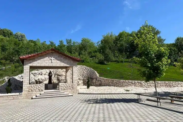 Devetnica i trodnevnica uoči blagdana sv. Ante u Rakitnu