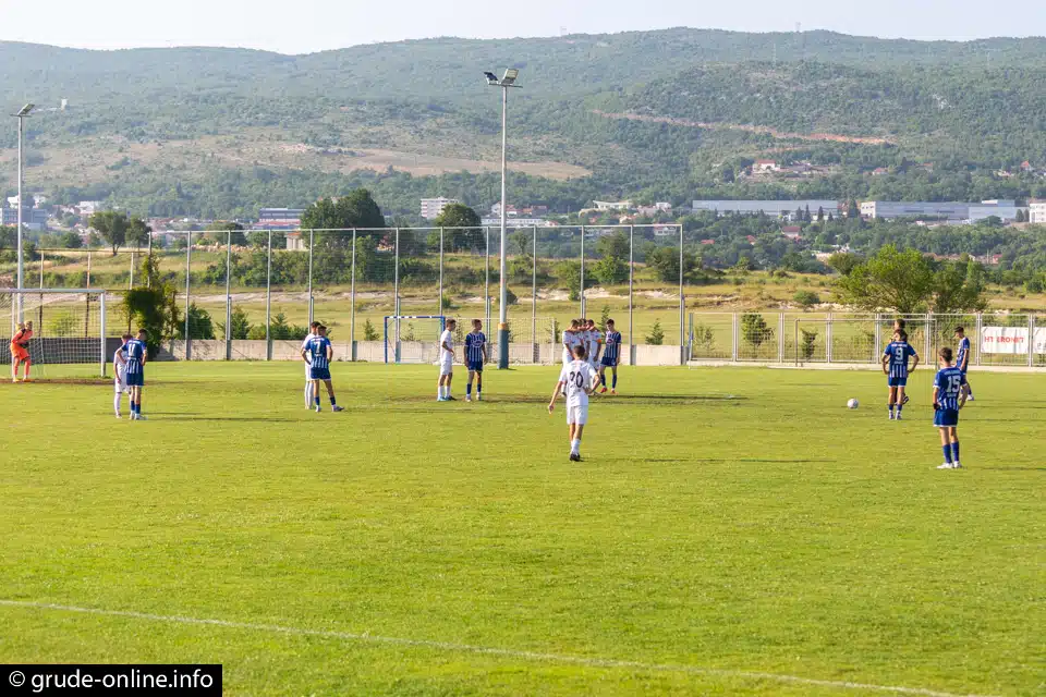 FOTO: Borbeni kadeti Gruda poraženi u prvoj utakmici doigravanja za prvaka BiH
