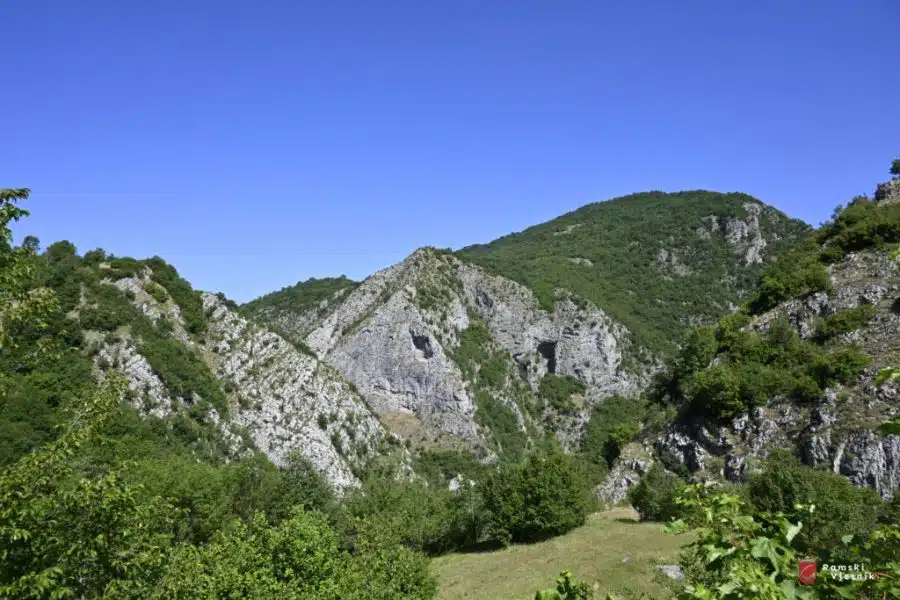 Kuća nije na prodaju, nego ona zove i okuplja svoju djecu