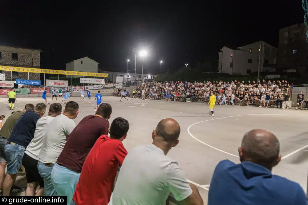Grudsko ljeto: Večeras veliko finale futsal turnira