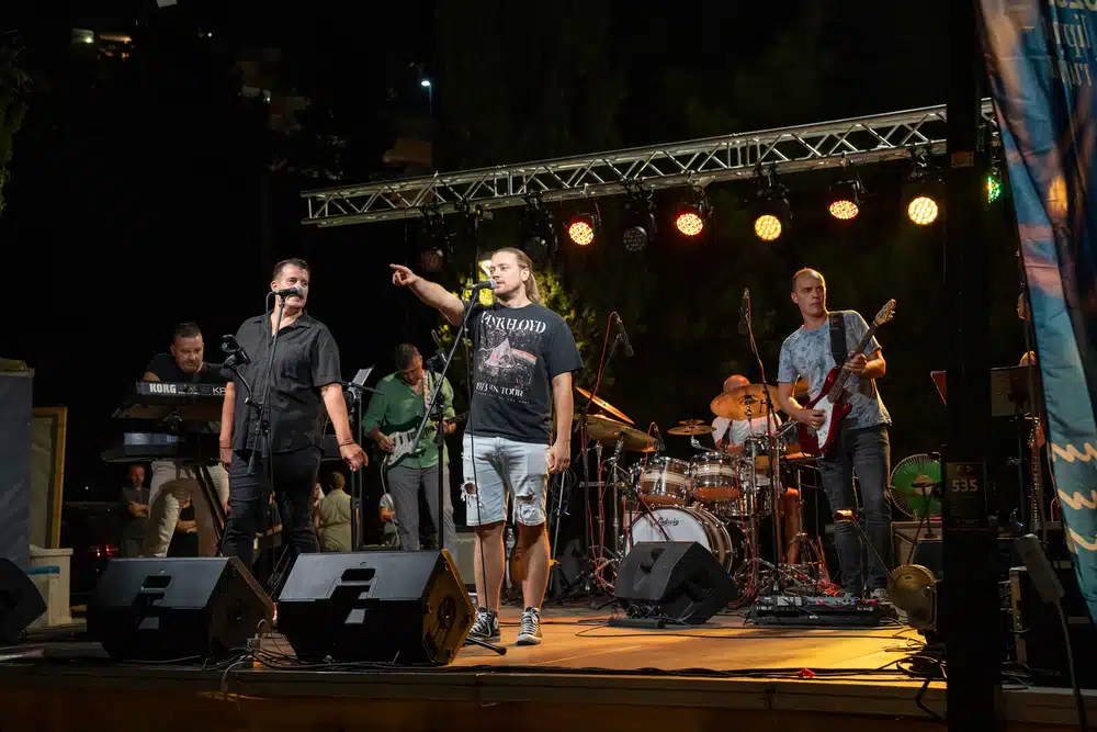 FOTO: “Tajna veza” rasplesala Neumljane i njihove goste