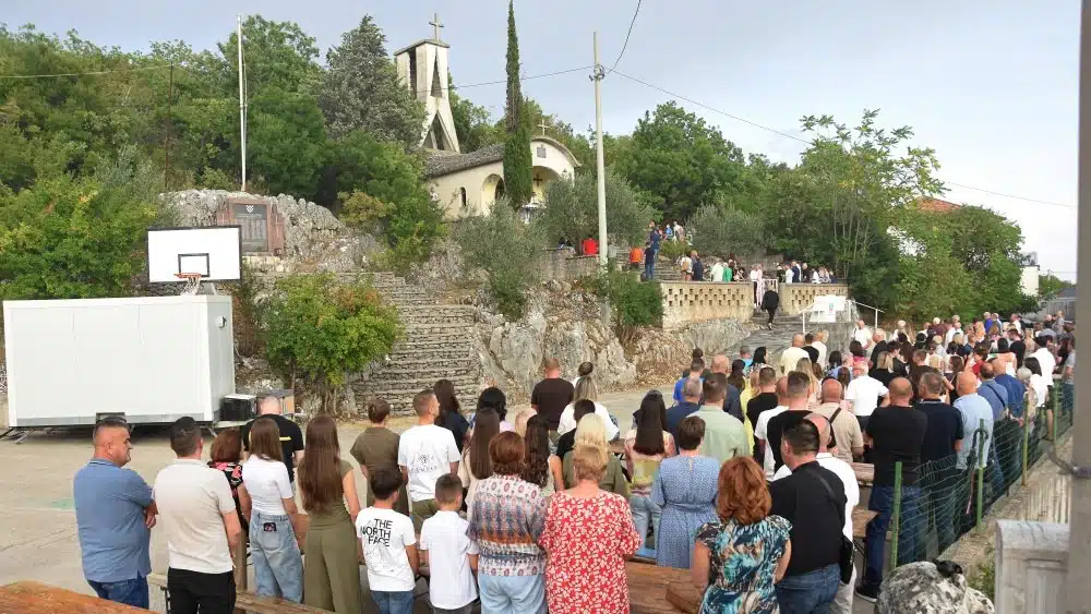 Nastavljena tradicija proslave zajedništva u Paoči