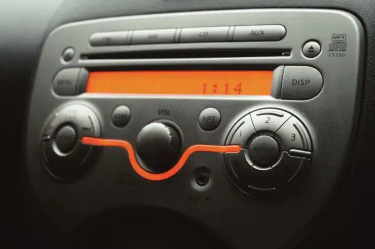 Čestitka s Radio Posušja koja je nasmijala internet