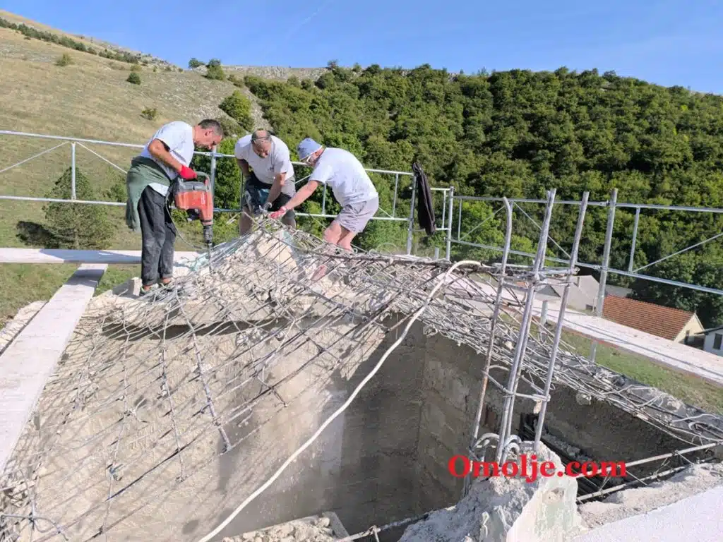 Započeli radovi na rekonstrukciji zvonika u Seonici