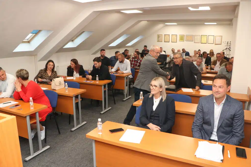 Održana sedma sjednica Općinskog vijeća: Izbori za Vijeća mjesnih zajednica 26. listopada