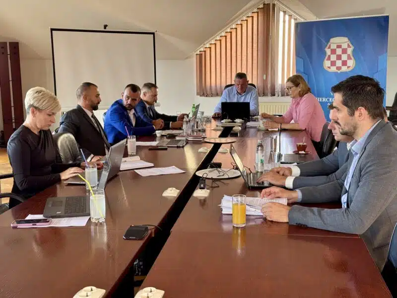 Vlada HBŽ: Utvrđen Nacrt Zakona o oružju i streljivu Hercegbosanske županije