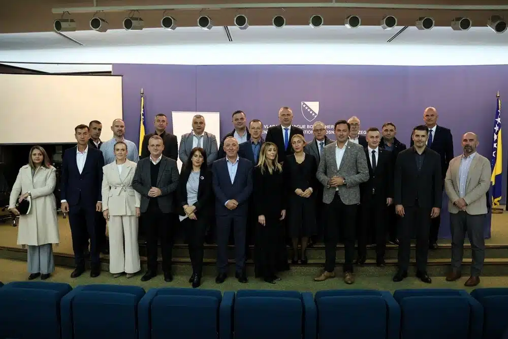 Federalno ministarstvo okoliša i turizma sufinancira realizaciju projekta „Uređenje pješačke staze uz potok Lukoć“