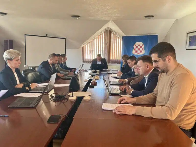 Vlada HBŽ: Odobrena sredstva za nekoliko značajnih projekata u području obrazovanja