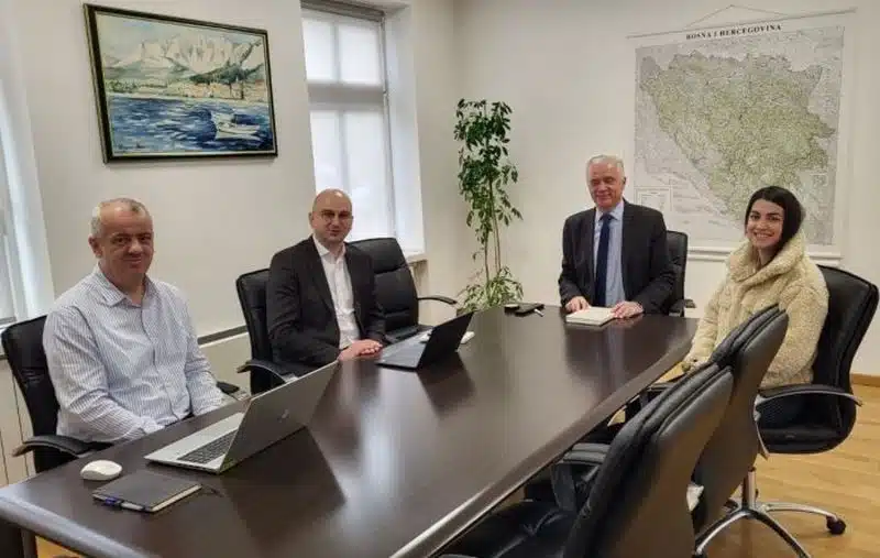Županijska i federalna uprava aktivo sudjeluju u realizaciji projekta uspostave katastra nekretnina na području općine Tomislavgrad