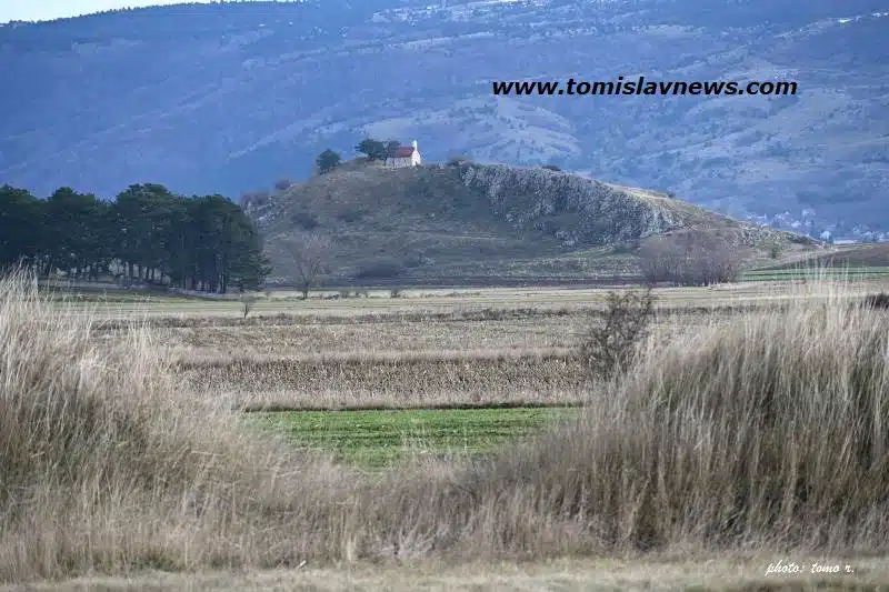 DOBRO vam oblačno, kišovito i tiho jutro iz Tomislavgrada!