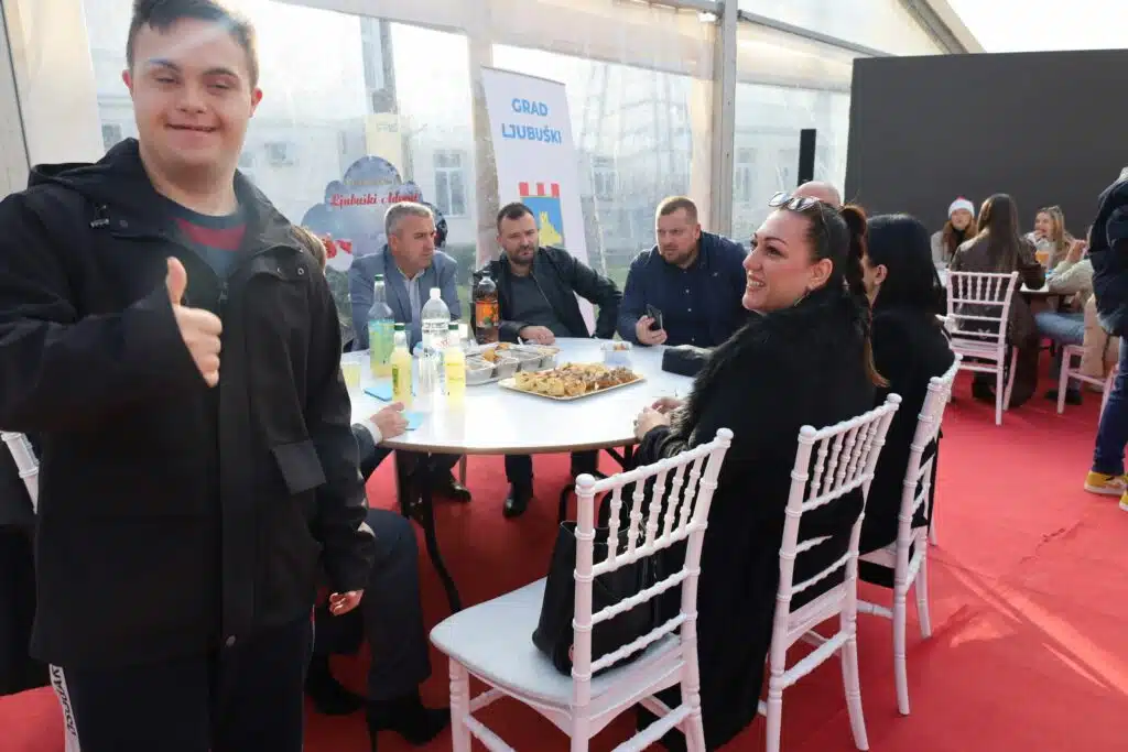 U Ljubuškom upriličen doručak s Centrom za djecu, mlade i odrasle osobe s teškoćama u razvoju