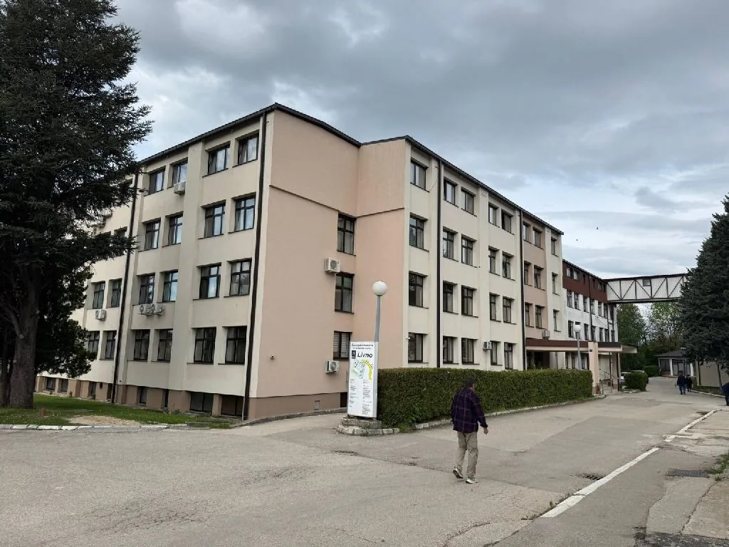 Vlada HBŽ ovlastila ravnatelje za ponudu prijelaznog povećanja plaća liječnicima