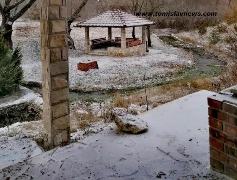 DOBRO vam umjereno oblačno jutro iz Tomislavgrada!