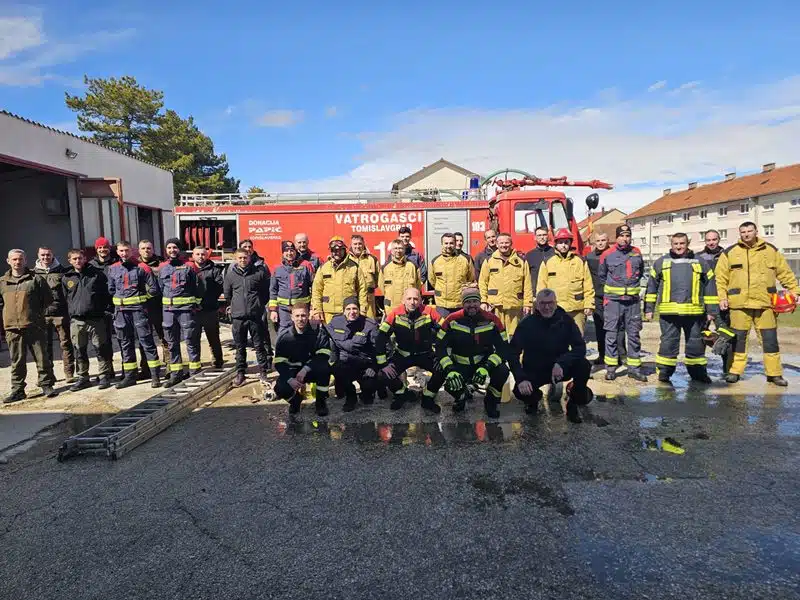 FOTO: Završena obuka i polaganje ispita za vatrogasce sa područja Hercegbosanske županije