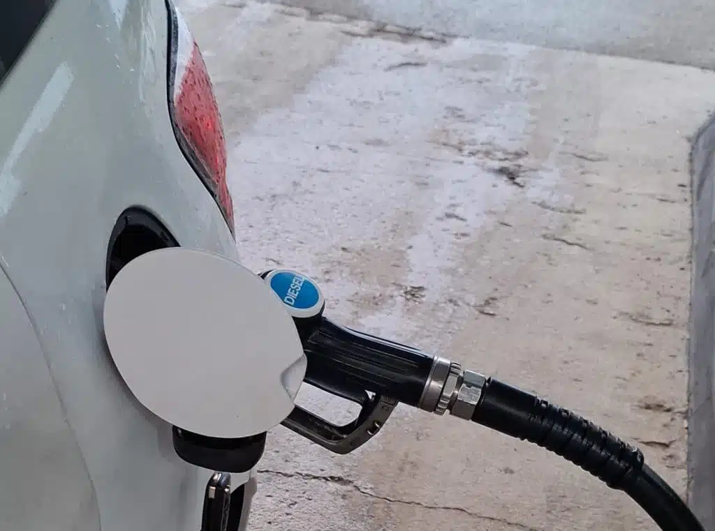 Ministar potvrdio: Dizel ide preko 3 KM, od sutra nove cijene na crpkama u FBiH