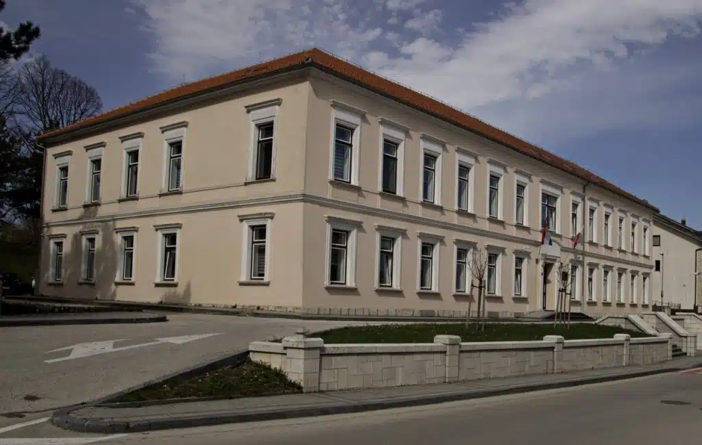 NAJAVA: JEDANAESTA REDOVITA SJEDNICA OPĆINSKOG VIJEĆA TOMISLAVGRAD