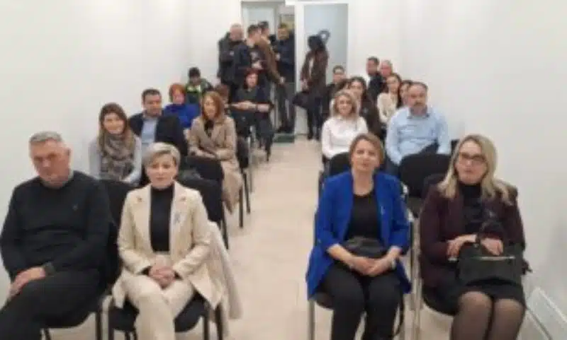 FOTO: Održano predavanje u povodu završetka kampanje „Plavi ožujak“, pod motom „Tvoj red za pregled – ne čekaj“
