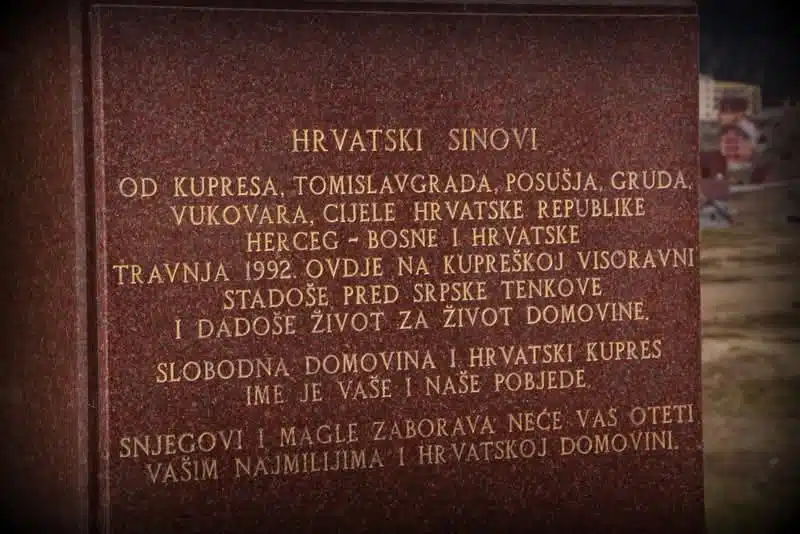 Imena svih poginulih hrvatskih branitelja bit će uklesana na spomen obilježju u Kupresu