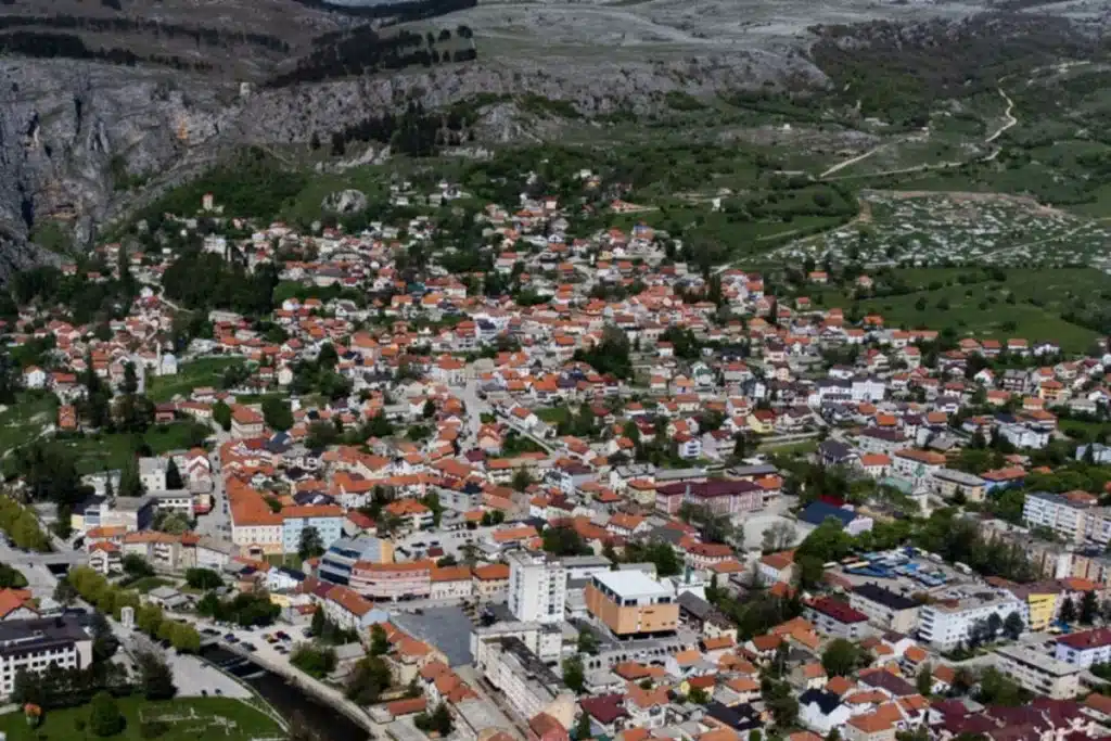 Iz šumskog područja izdvojeno zemljište u Livnu, planirana prenamjena u građevinsku zonu