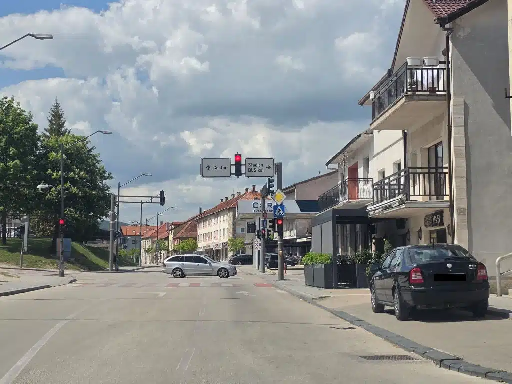 Od danas u BiH drastično stroža pravila: Pogledajte za koji prometni prekršaj možete biti kažnjeni s 5.000 KM