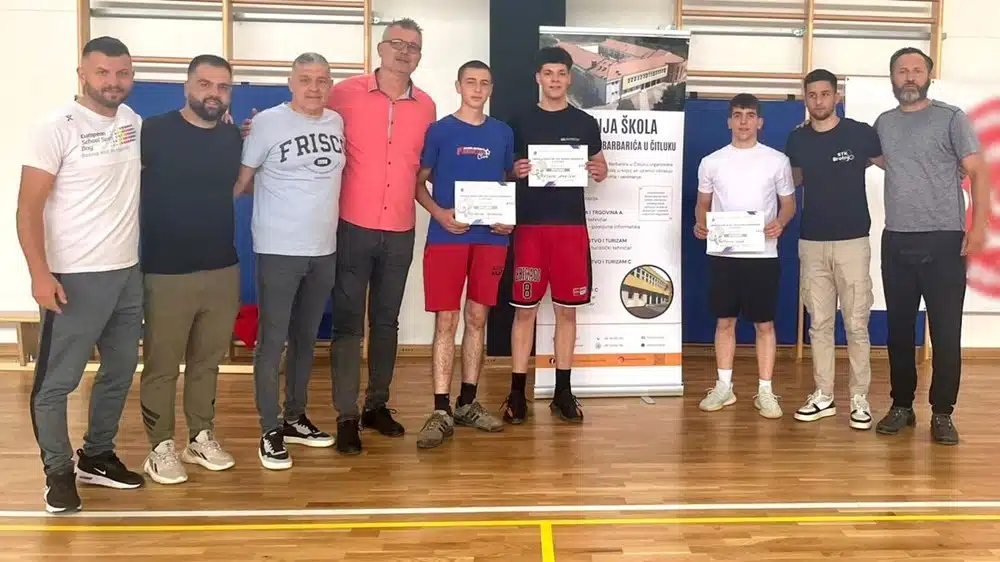 Odigrana završnica srednjoškolskog turnira u badmintonu i stolnom tenisu