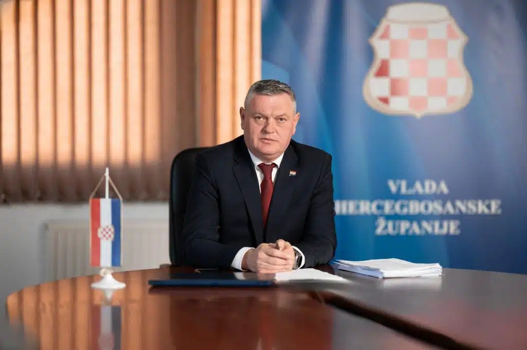 Predsjednik Vlade HBŽ Ivan Vukadin: Zajedničkim institucionalnim djelovanjem realizirana prekategorizacija GP Kamensko
